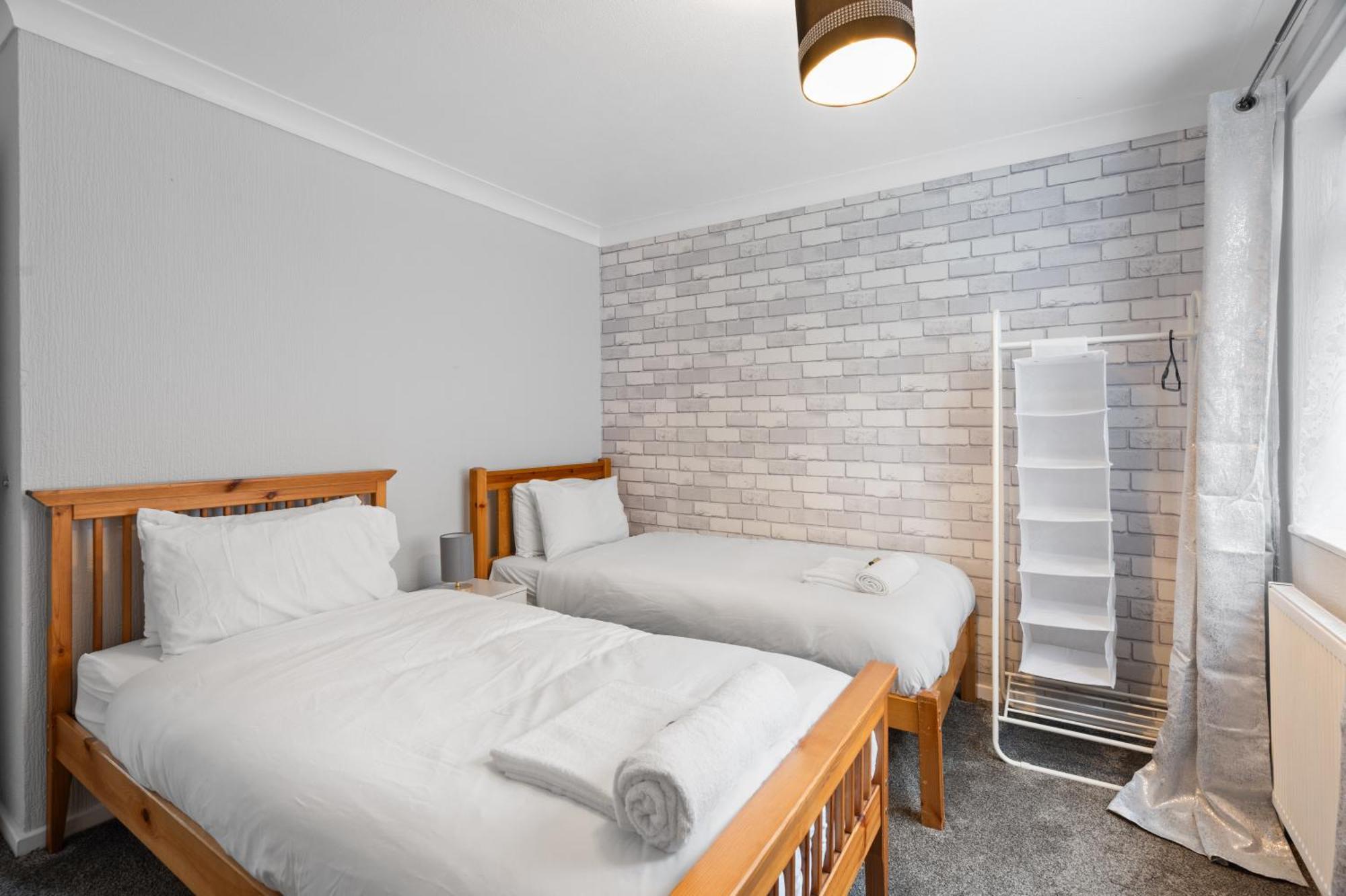 A Charming 3 Bed Home Next To Nec And Birmingham International Airport Marston Green Экстерьер фото